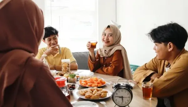 تغيرات الوزن في رمضان: أسبابها وطرق التحكم بها