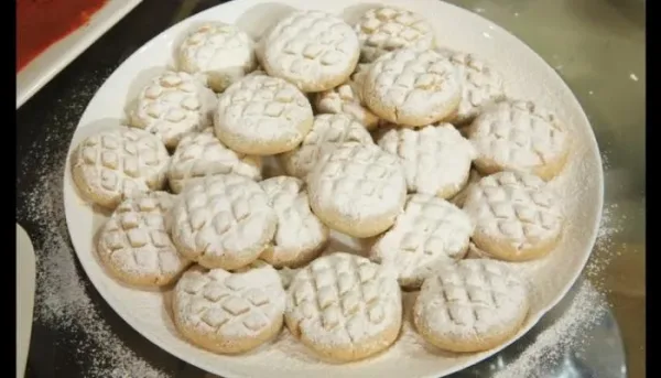أثر حلويات العيد على البكتيريا النافعة في الأمعاء