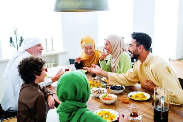خطة غذائية متوازنة لأول يوم في العيد