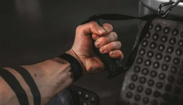 ضعف قبضة اليد وعلاقته بالاكتئاب