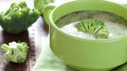 حساء البروكلي والمشروم بالكريمة وفوائده الصحية