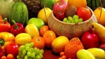 الفواكه الطبيعية لتحسين الهضم وعلاج اضطرابات المعدة