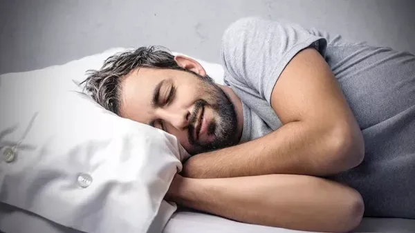 أهمية النوم المبكر لصحة الجسم والعقل
