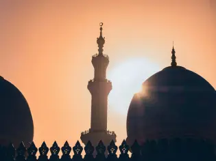 تفسير حلم صلاة العيد في المنام