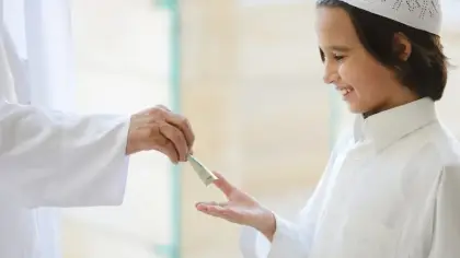 تفسير رؤية العيدية في المنام