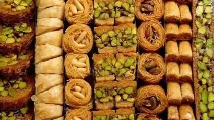 تفسير رؤيا أكل الحلويات في منام الرجل