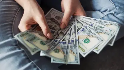 تفسير رؤية الحصول على المال في المنام