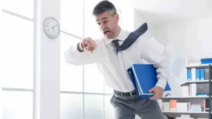 تأويل رؤيا التأخر عن موعد مهم في المنام