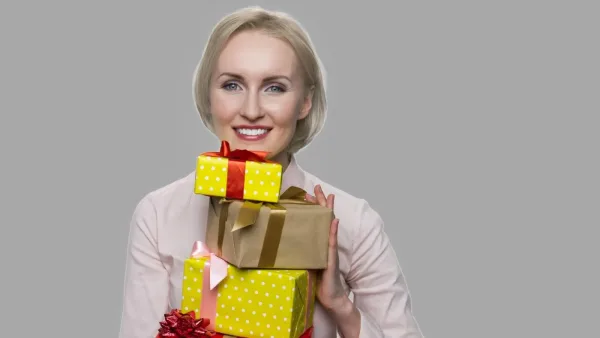 أفكار هدايا ورسائل ملهمة ليوم المرأة العالمي