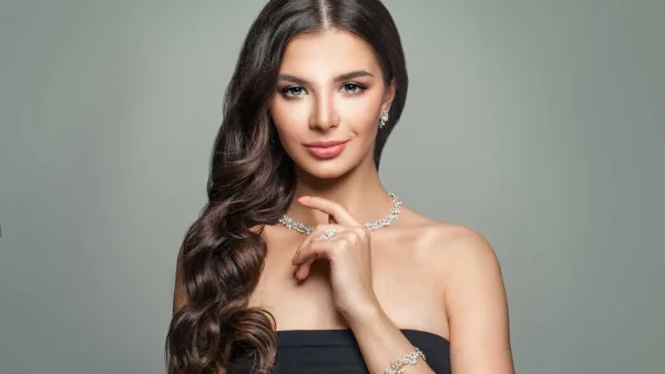 مجوهرات فاخرة لسهرة رأس السنة