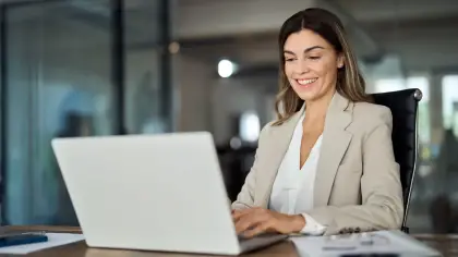 إدارة العواطف في بيئة العمل لتحقيق النجاح المهني