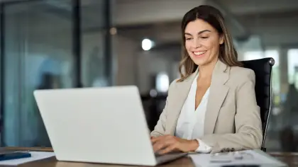 إدارة العواطف في بيئة العمل لتحقيق النجاح المهني