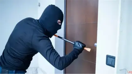 تفسير رؤية السرقة في المنام للعزباء والمتزوجة والحامل والرجل