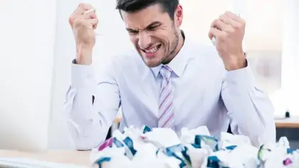كيفية التعامل مع نوبات الغضب بعقلانية وهدوء