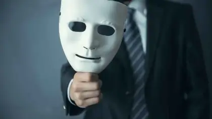 ماذا تعني رؤية القناع في الحلم؟