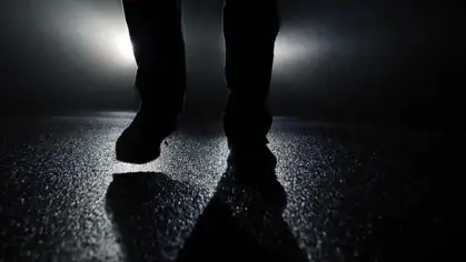 ماذا يعني الظلام في المنام؟ دلالات الخوف والمجهول