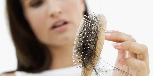 تفسير حلم تساقط الشعر في المنام