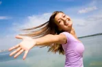 لماذا السعادة هي مفتاح النجاح المالي والمهني؟