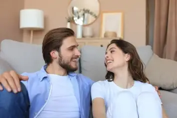 كيف تحافظين على التفاهم والانسجام مع زوجك؟