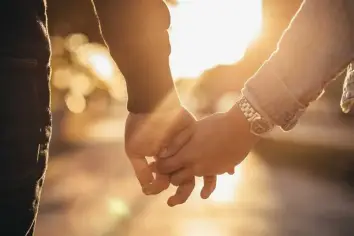 أسرار الأزواج السعداء في عطلة نهاية الأسبوع
