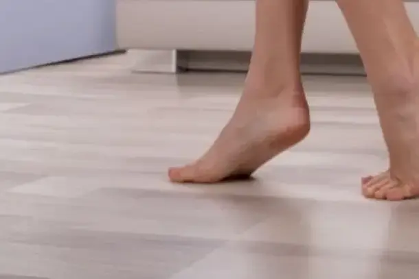 رؤية الأقدام في المنام