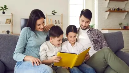 كيف تساعدين طفلكِ على فهم نفسه واكتشاف مساره في الحياة؟