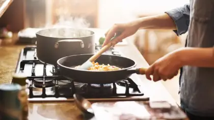 تفسير حلم الطبخ وتجهيز الطعام في المنام