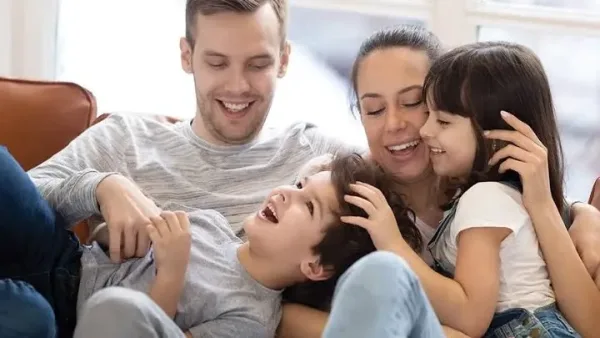 كيف يؤثر كثرة الأبناء على سلوك الأطفال وتطورهم؟