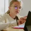 كيف تحسن ألعاب الهواتف الذكية مهارات دماغك المعرفية؟