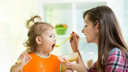 كيف تجعل طفلك يحب الطعام الصحي؟