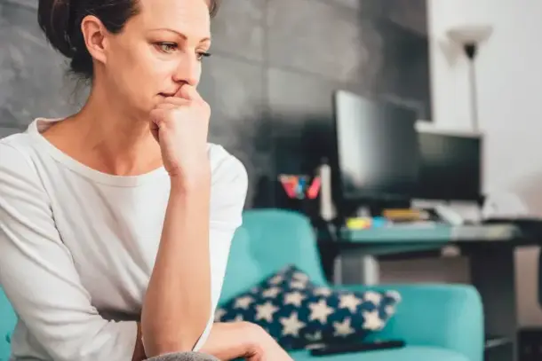كشفت دراسة حديثة من جامعة بريتش كولومبيا أن مسكنات الألم مثل الباراسيتامول قد تخفف من أعراض القلق والخوف، مما يؤثر إيجاباً…
