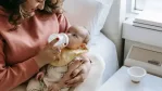 طريقة تعقيم زجاجات الرضاعة لحماية طفلك