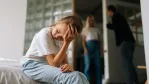 كيف تؤثر المشاكل العائلية على نفسية الطفل وأدائه الدراسي؟