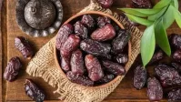 الكمية المناسبة من التمر للأطفال وفوائده الصحية