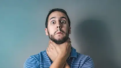 ماذا يحدث لعقلك وجسدك عند الاختناق تحت الضغط وكيف تتغلب عليه؟