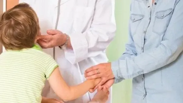 شلل الأطفال: أسبابه وطرق الوقاية منه