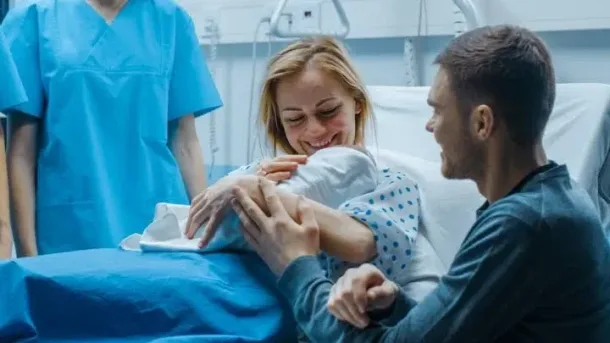 المخاض في المنام يرمز إلى التحديات الكبيرة والجهد المطلوب لتحقيق الأهداف الشخصية والمهنية.