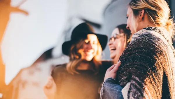 ماذا تعني رؤية الناس في المنام؟