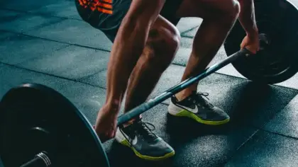 هل تخسر عضلاتك بالكامل عند التوقف عن التمرين؟