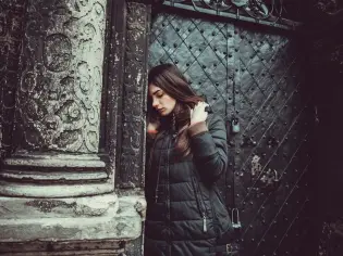معنى رؤية الباب الحديد المغلق في المنام