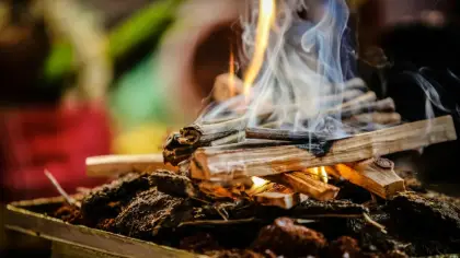 تفسير رؤية البخور واستنشاق رائحته في المنام