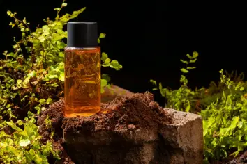 تفسير حلم زجاجة العطر في المنام
