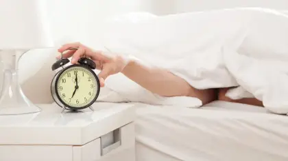 كيف يؤثر السهر اليومي وقلة النوم على صحتك وجسدك؟