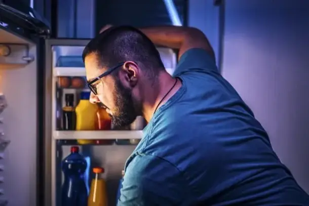 الرغبة في الأكل ليلا