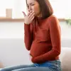 كيف تتغلب الحامل على غثيان الصباح وحساسية الروائح؟