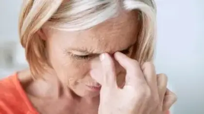 لماذا تزداد آلام الجيوب الأنفية في فصل الشتاء؟