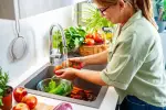 كيف تحافظ على الخضروات والفواكه طازجة لأطول فترة ممكنة؟