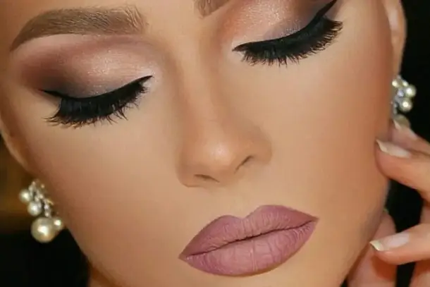 مكياج البشرة السمراء