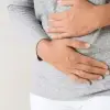 لماذا تزداد اضطرابات الجهاز الهضمي في الإجازات وكيف تحمي أمعاءك