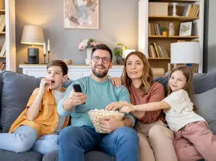 لماذا ننسى أحداث الأفلام والمسلسلات بسرعة مفاجئة؟